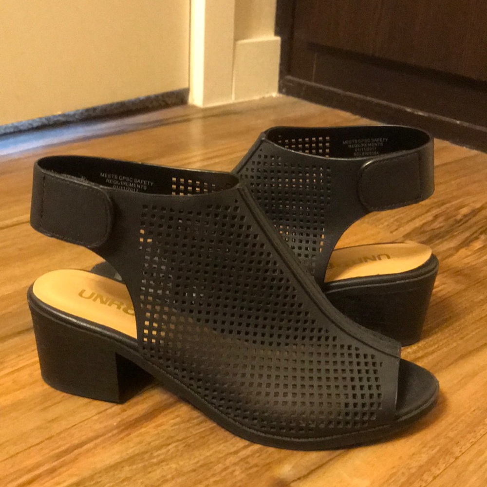 Black shoes
